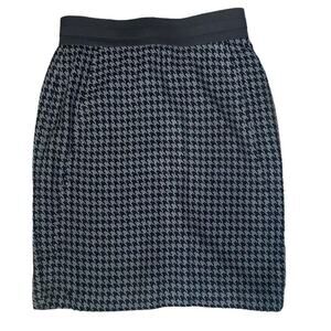 Worthington Women’s Gray and Black Lined Houndstooth Straight Skirt, Size 14